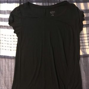 Black maternity t-shirt